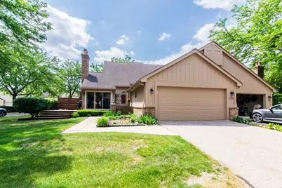 37648 N Laurel Park Drive #63, Livonia, MI 48152 - Photo 1