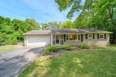 228 McConnell Drive, Jackson, MI 49201 - Photo 1