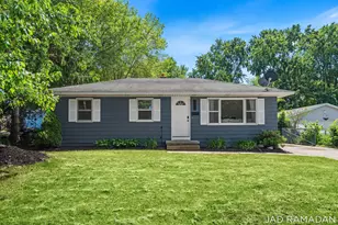 1620 32nd St SW, Wyoming, MI 49519 - Photo 1