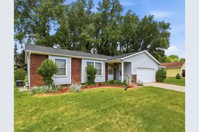 1821 32nd Street SE, Grand Rapids, MI 49508 - Photo 1