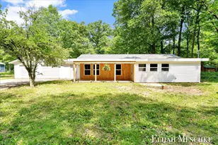 8938 Mackinaw Trail Dr, Howard City, MI 49329 - Photo 1