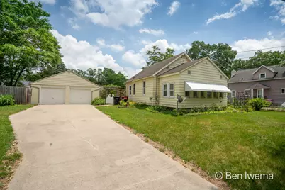 3710 Oriole Avenue SW, Wyoming, MI 49509 - Photo 1