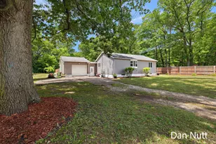 107 N Densmore St, Muskegon, MI 49442 - Photo 1