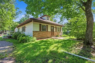 522 W Englewood Ave, Twin Lake, MI 49457 - Photo 1