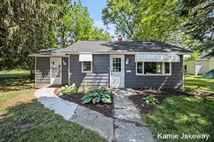 1012 Masonic St, Belding, MI 48809 - Photo 1