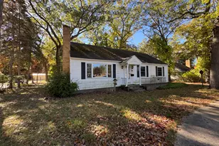 1947 Seminole Rd, Muskegon, MI 49441 - Photo 1