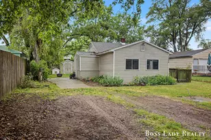 1220 Beechwood St NE, Grand Rapids, MI 49505 - Photo 1