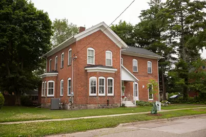 112 E Maple Street, Vicksburg, MI 49097 - Photo 1