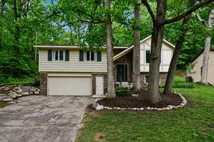 2121 Timberview Dr NE, Grand Rapids, MI 49525 - Photo 1