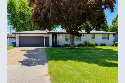 356 Waverly Drive, Benton Harbor, MI 49022 - Photo 1