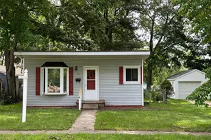 111 Prospect St, Plainwell, MI 49080 - Photo 1