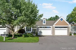 2521 Forest Bluff Dr SE, Grand Rapids, MI 49546 - Photo 1