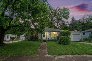 1332 Colgrove Ave, Kalamazoo, MI 49048 - Photo 1