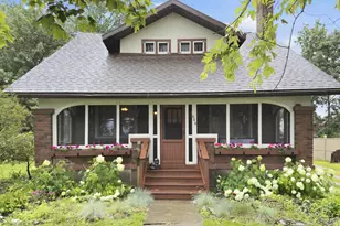 406 N Gremps St, Paw Paw, MI 49079 - Photo 1