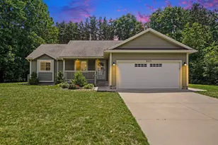 6671 Minard Dr, Muskegon, MI 49442 - Photo 1