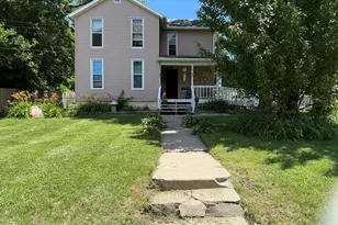 841 N Waterloo Ave, Jackson, MI 49202 - Photo 1
