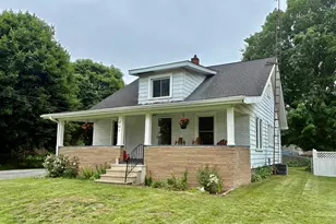 807 Concord Blvd, Jackson, MI 49202 - Photo 1