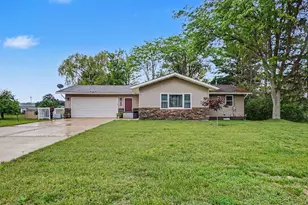 412 W Church Ave, Reed City, MI 49677 - Photo 1