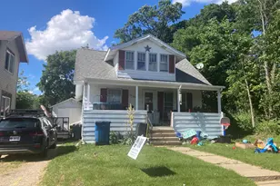 611 Cliff St, Battle Creek, MI 49014 - Photo 1