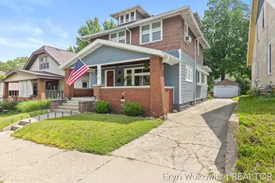 1038 Widdicomb Avenue NW, Grand Rapids, MI 49504 - Photo 1