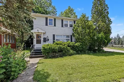 400 La Salle Avenue, Saint Joseph, MI 49085 - Photo 1