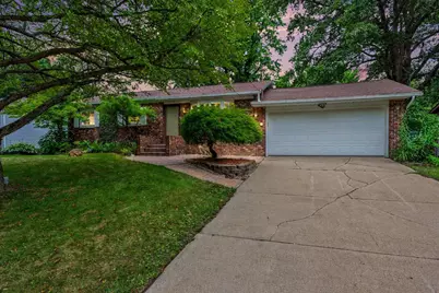 203 Dundee Drive, Battle Creek, MI 49014 - Photo 1