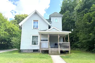 209 E Washington St, Greenville, MI 48838 - Photo 1