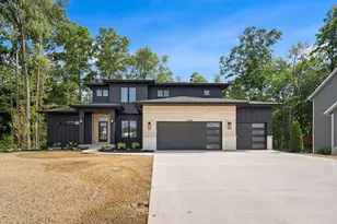4662 Hidden Ridge Dr, Hudsonville, MI 49426 - Photo 1