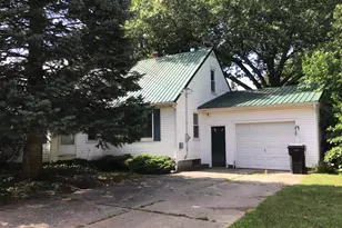 1047 Bronson Ave, Plainwell, MI 49080 - Photo 1