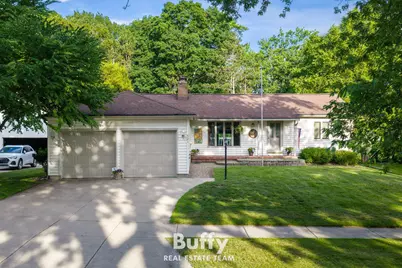 521 Leggat Street, Grand Haven, MI 49417 - Photo 1