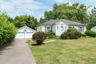 341 E Glenguile Ave, Kalamazoo, MI 49004 - Photo 1