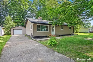 516 W Elm St, Wayland, MI 49348 - Photo 1