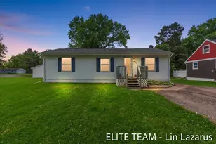 524 Rose St, Vicksburg, MI 49097 - Photo 1