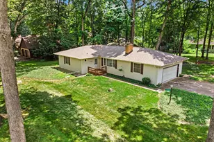 71323 Merle St, Edwardsburg, MI 49112 - Photo 1