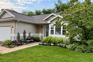 2034 Quail Cove Dr, Kalamazoo, MI 49009 - Photo 1