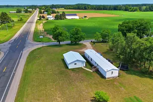 9479 N Bailey Rd, Howard City, MI 49329 - Photo 1