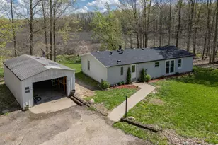 45717 64th Ave, Paw Paw, MI 49079 - Photo 1