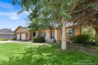 4426 41st Street SW, Grandville, MI 49418 - Photo 1