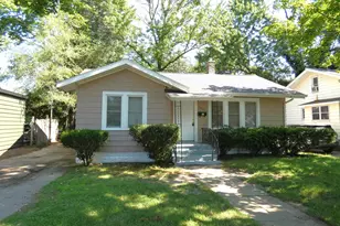 183 Searles Ave, Benton Harbor, MI 49022 - Photo 1