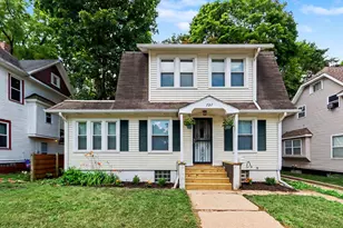 727 Staples Ave, Kalamazoo, MI 49007 - Photo 1