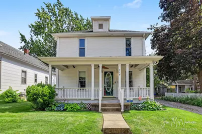 714 Graceland Street NE, Grand Rapids, MI 49505 - Photo 1
