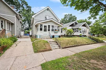 326 Dean Street NE, Grand Rapids, MI 49505 - Photo 1