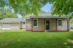 189 E Cross St, Clarksville, MI 48815 - Photo 1