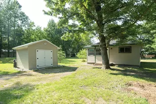 46860 Sycamore Dr, Bangor, MI 49013 - Photo 1