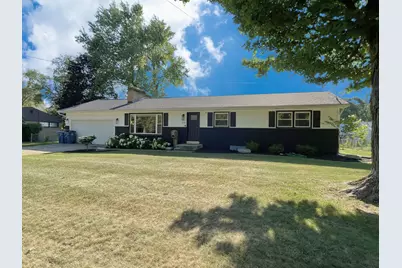 214 S 20th Street S, Battle Creek, MI 49015 - Photo 1