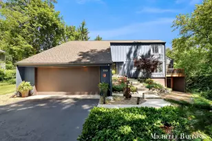 3301 Midland Dr SE, Grand Rapids, MI 49546 - Photo 1