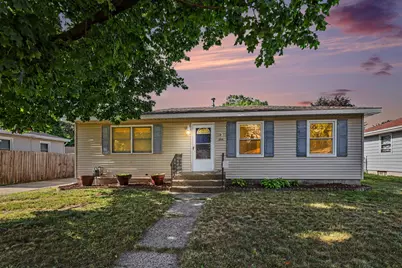 650 Oakcrest Street SW, Wyoming, MI 49509 - Photo 1