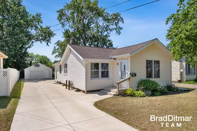 818 Bryant Street SW, Wyoming, MI 49509 - Photo 1