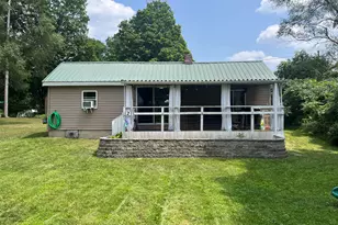 121 S Muenscher St, Howard City, MI 49329 - Photo 1