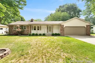 4542 Terry Dr SE, Kentwood, MI 49512 - Photo 1